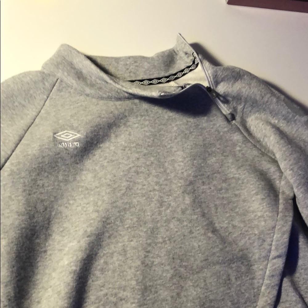 grey sweater